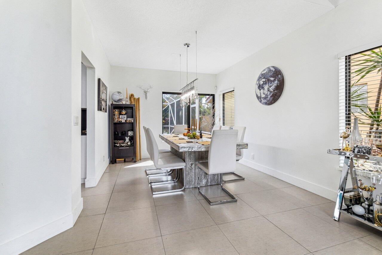 20896 La Questa Court, Boca Raton