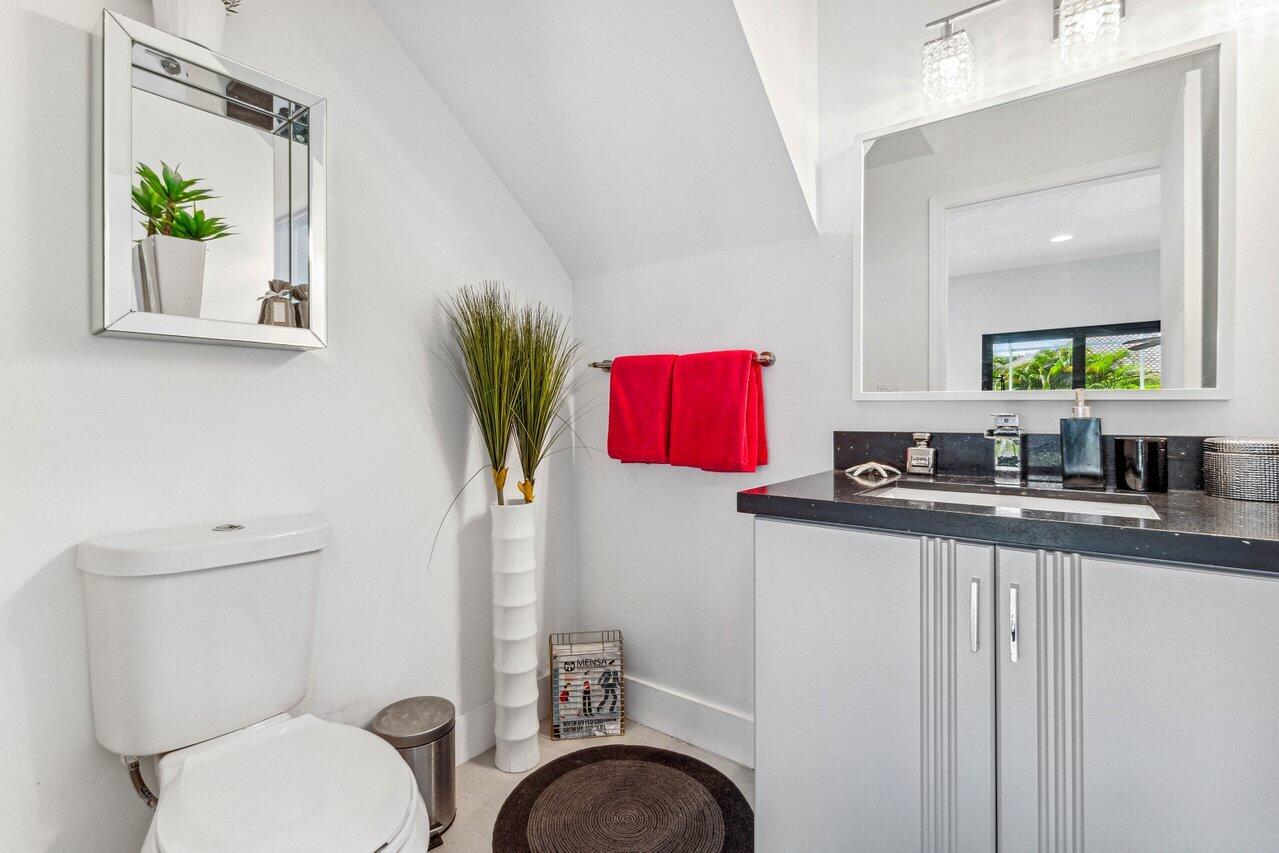 20896 La Questa Court, Boca Raton