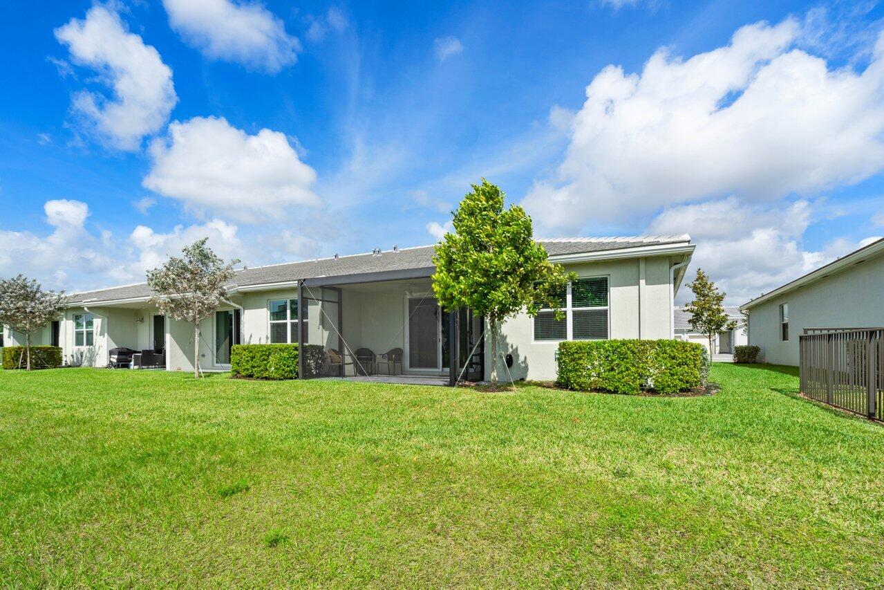 14582 Three Ponds Trail