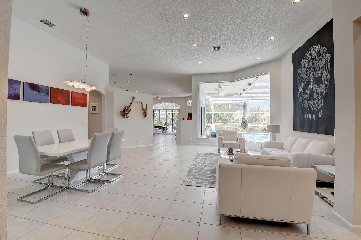 7831 Bridlington Drive