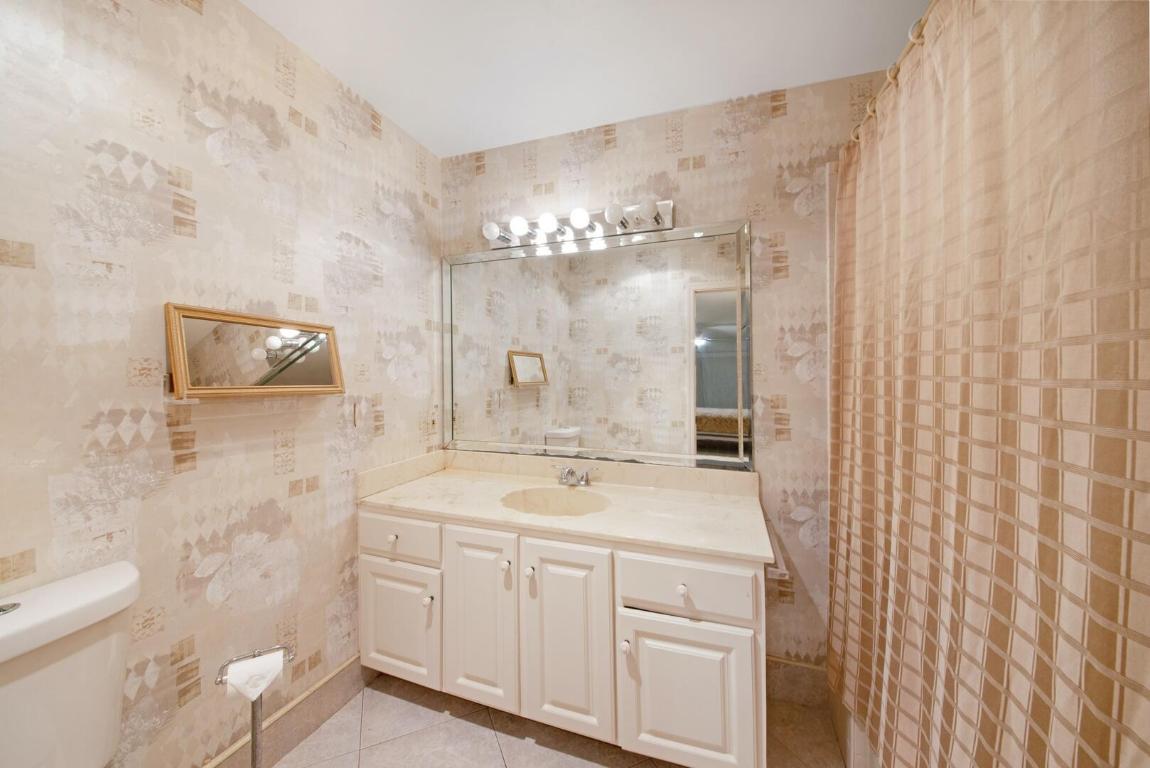 10178 Chestwood Road, Boynton Beach