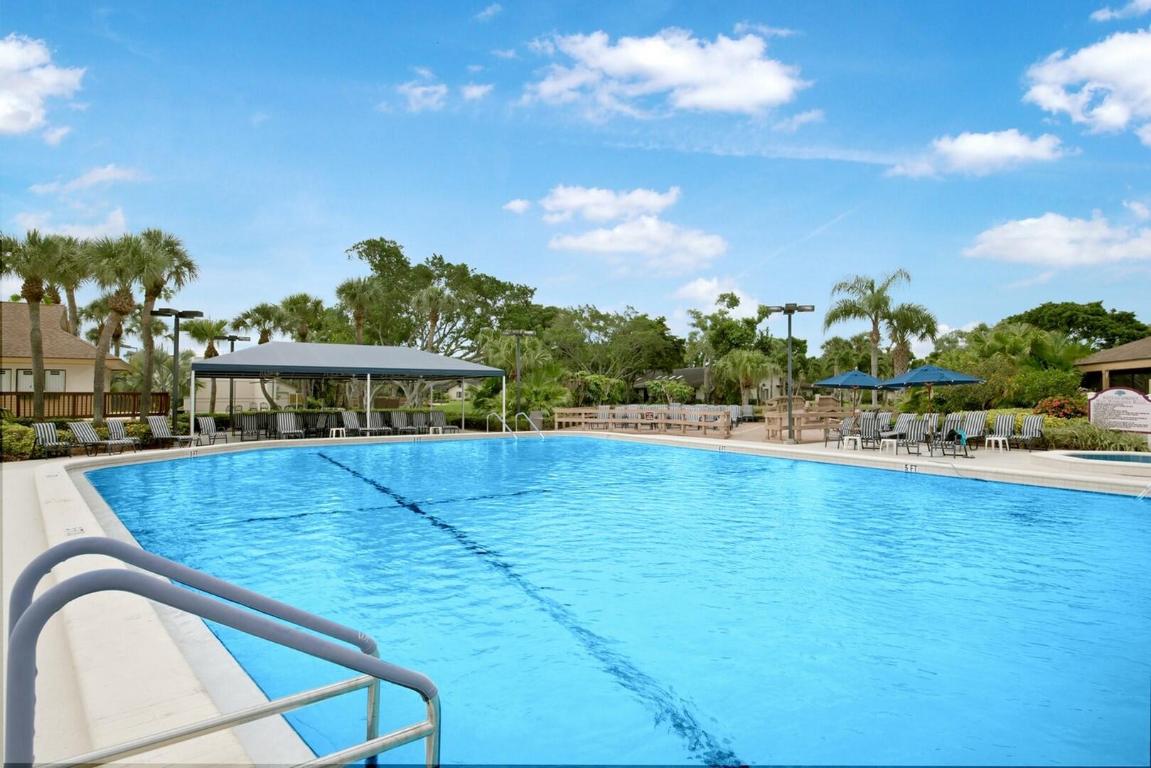 10178 Chestwood Road, Boynton Beach