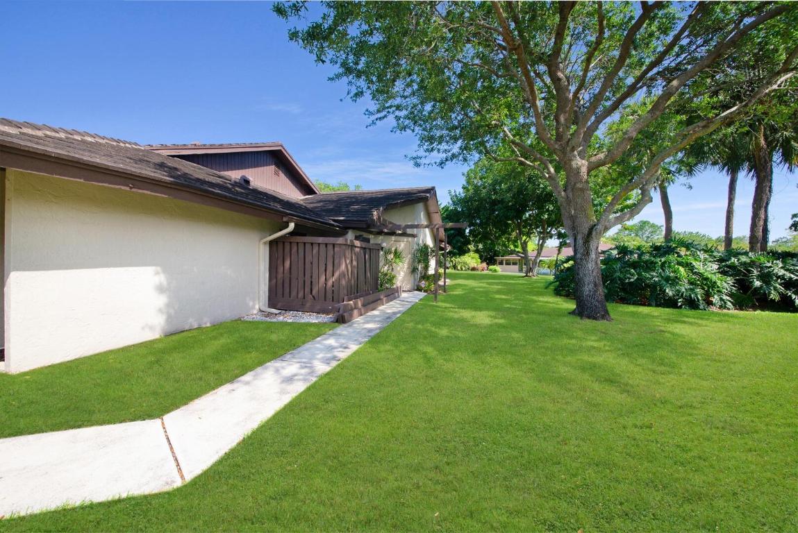 10178 Chestwood Road, Boynton Beach