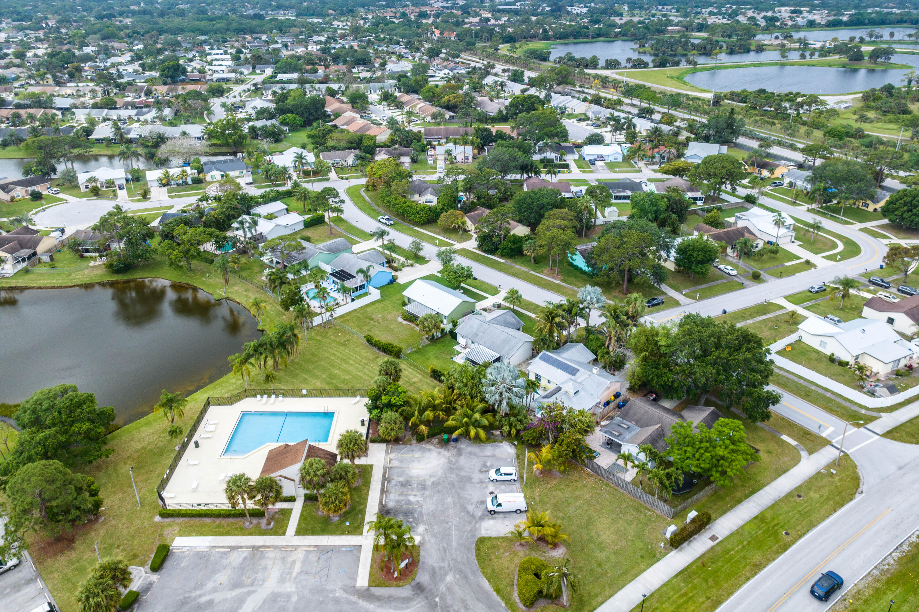 165 Lakeside Drive, Jupiter