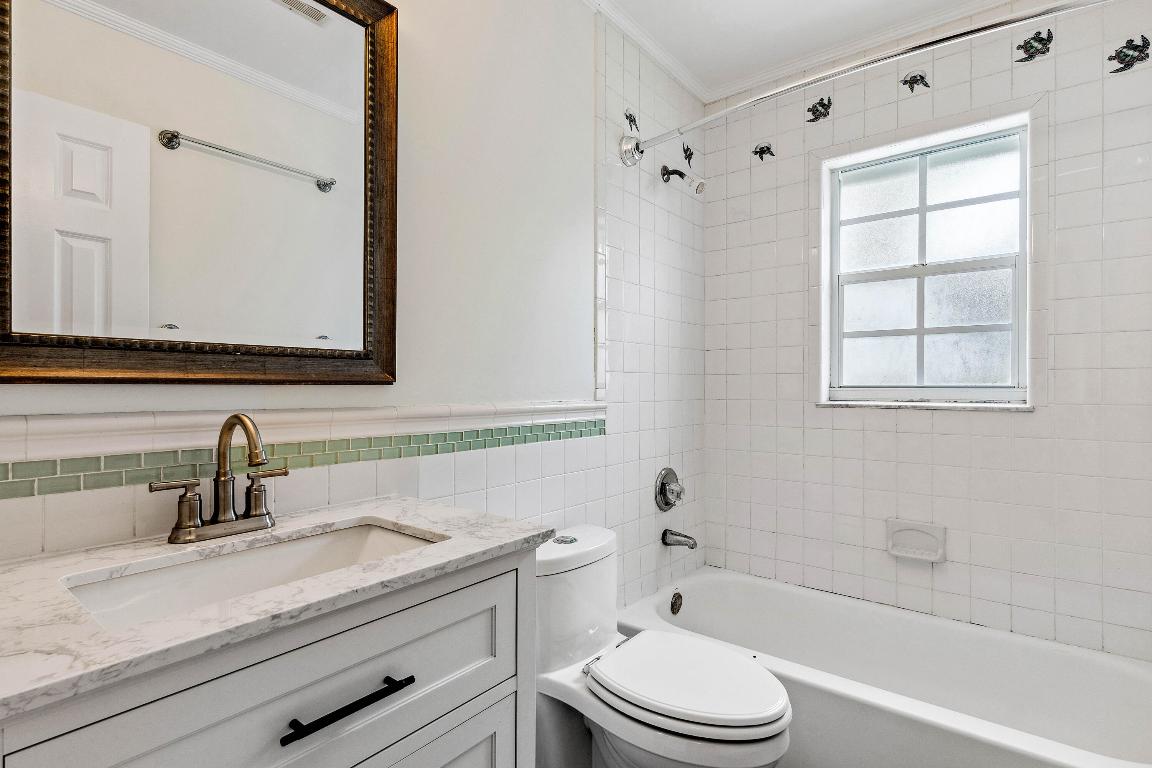 165 Lakeside Drive, Jupiter