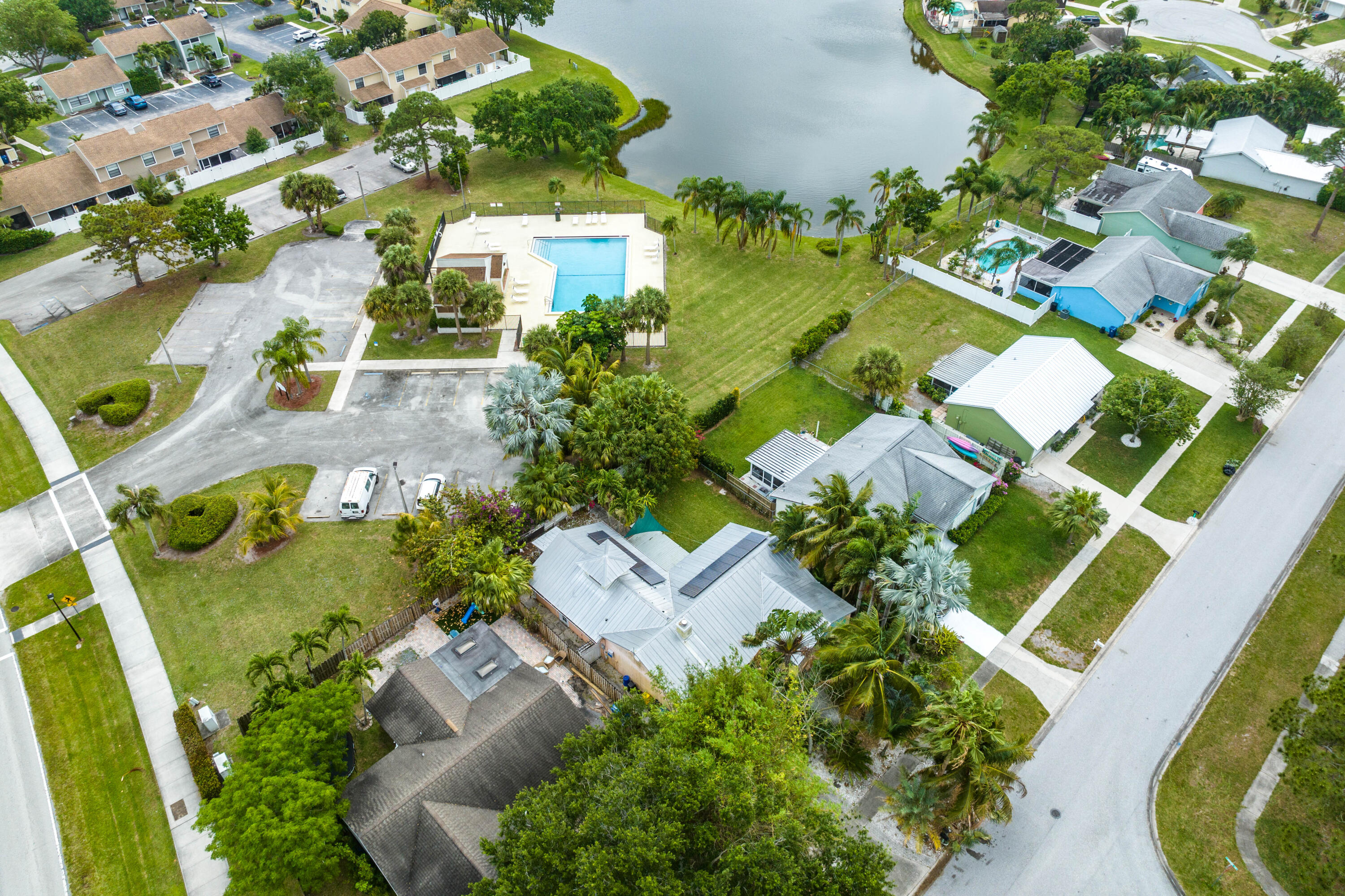 165 Lakeside Drive, Jupiter