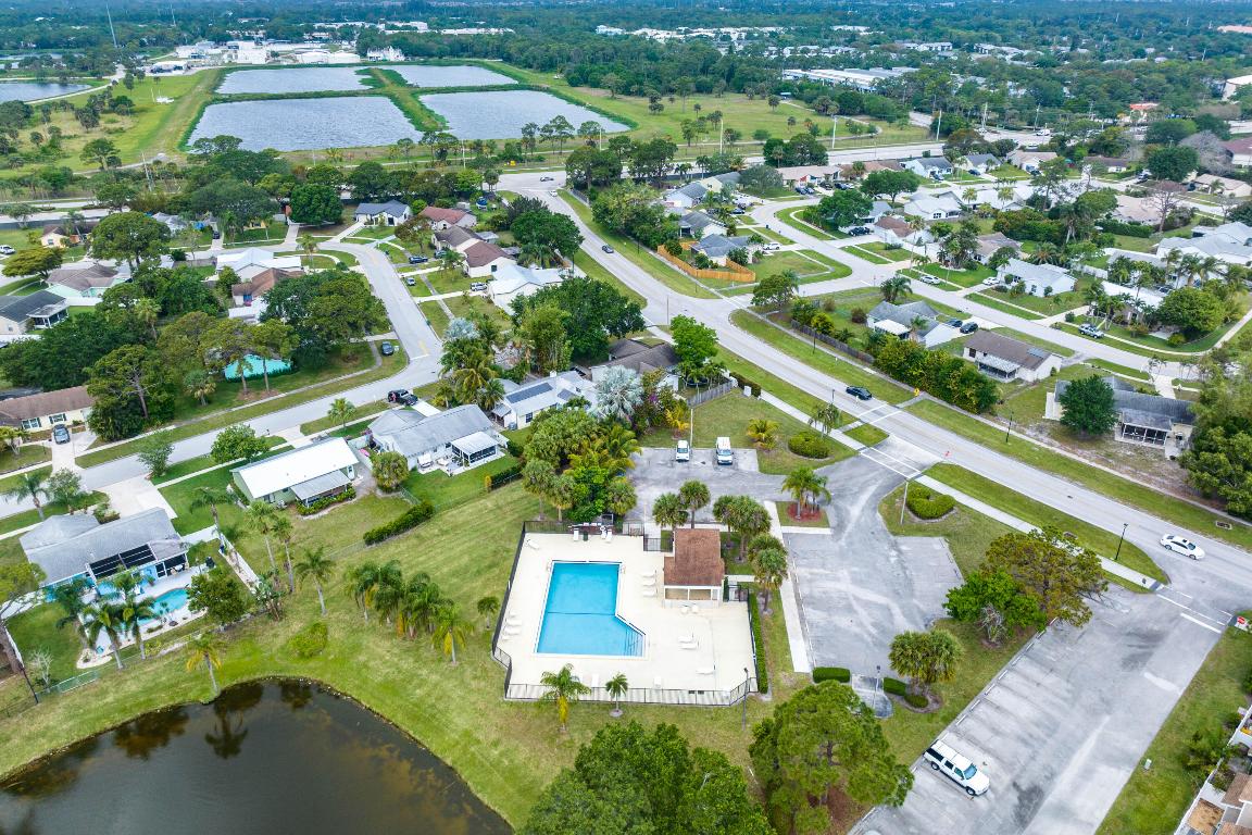 165 Lakeside Drive, Jupiter