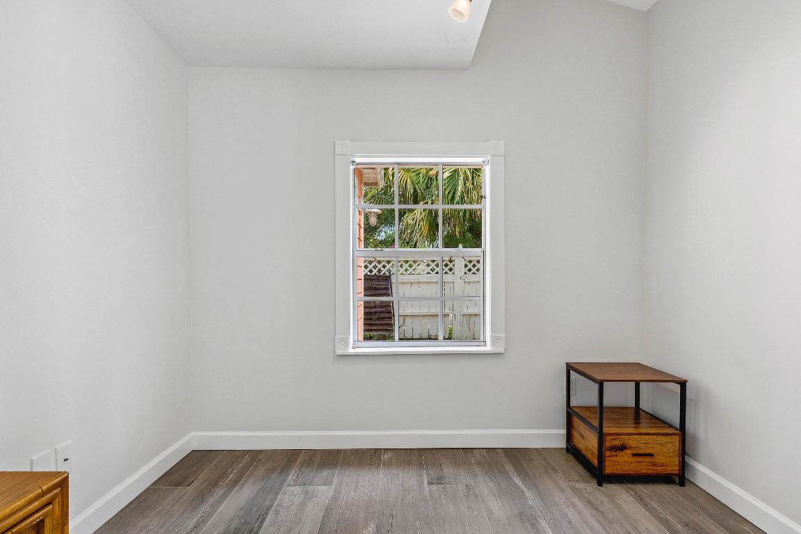 165 Lakeside Drive, Jupiter