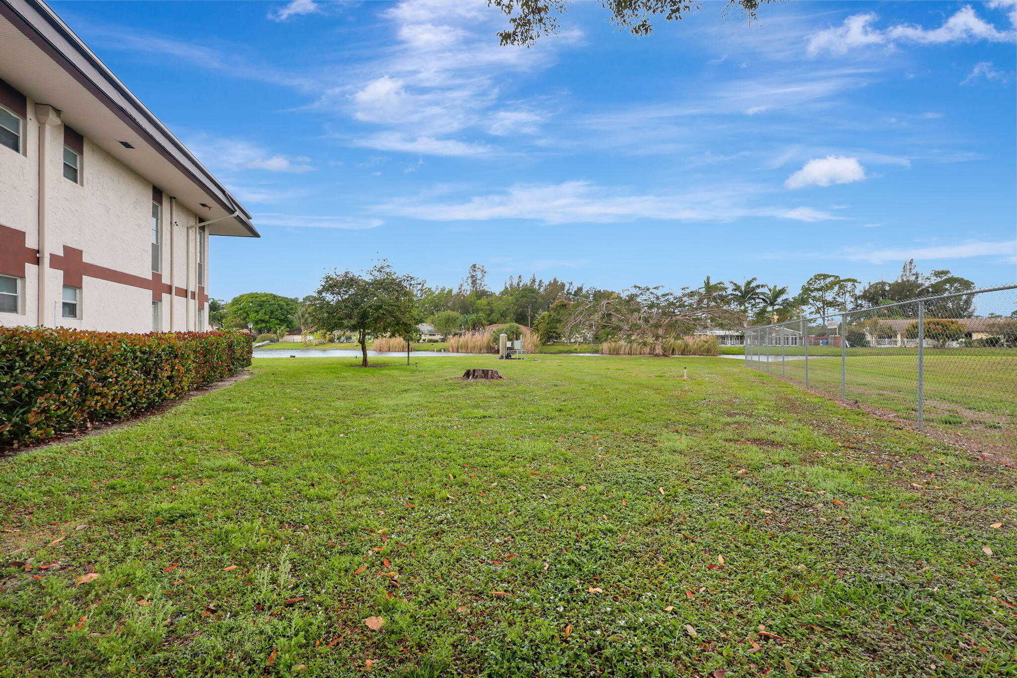 4 Greenway N 109
