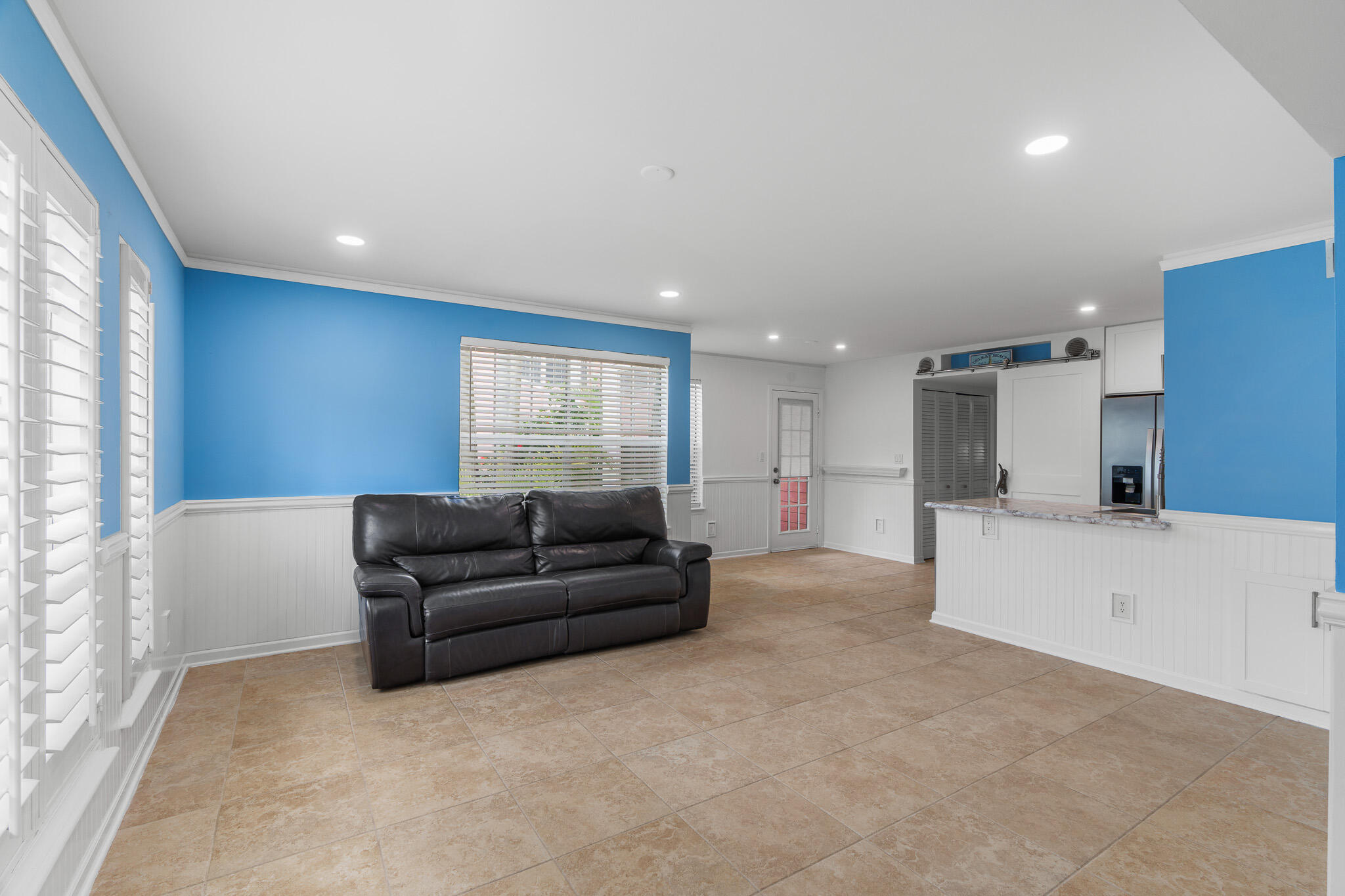 1345 Crystal Way A