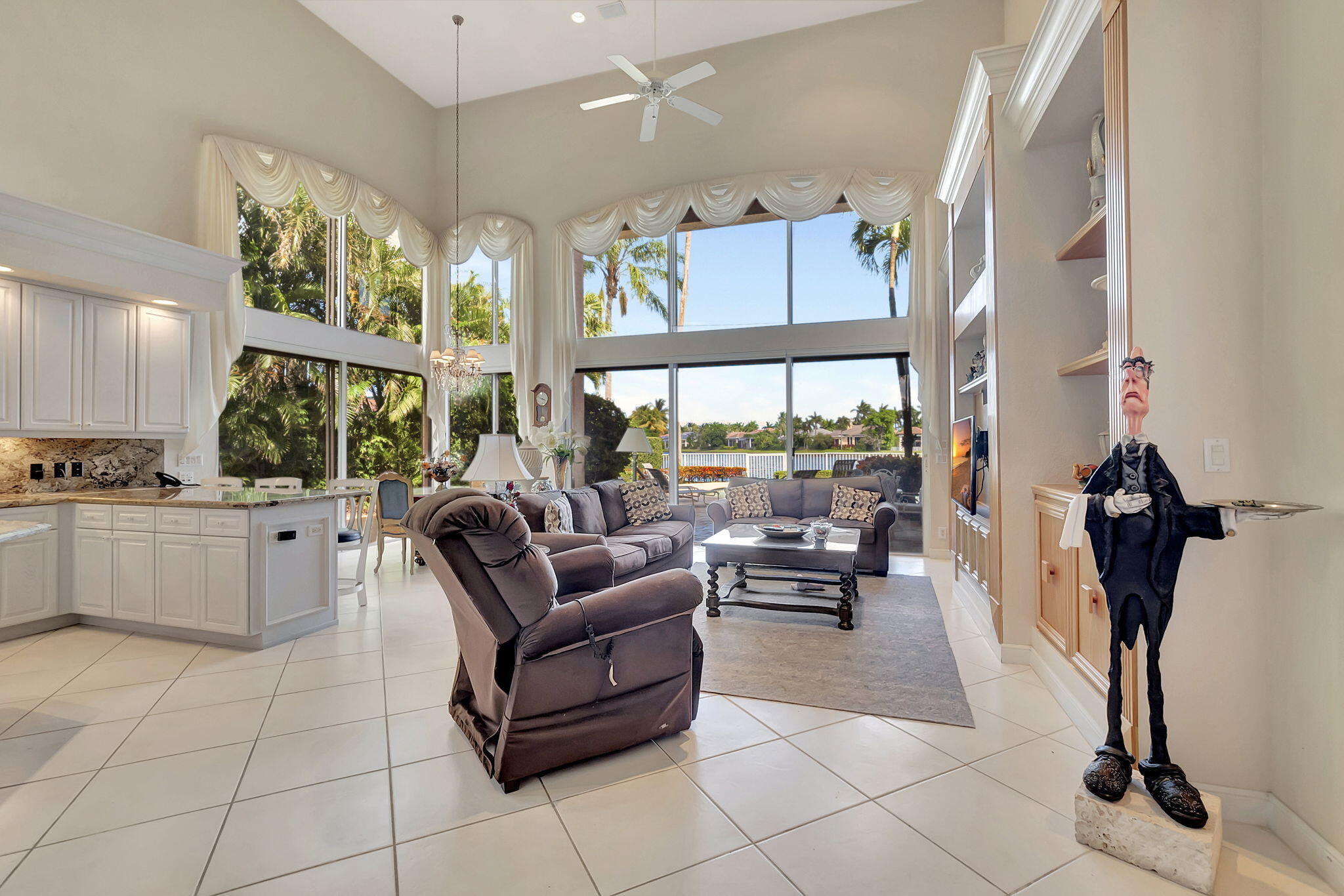 6514 NW 39th Ter Terrace