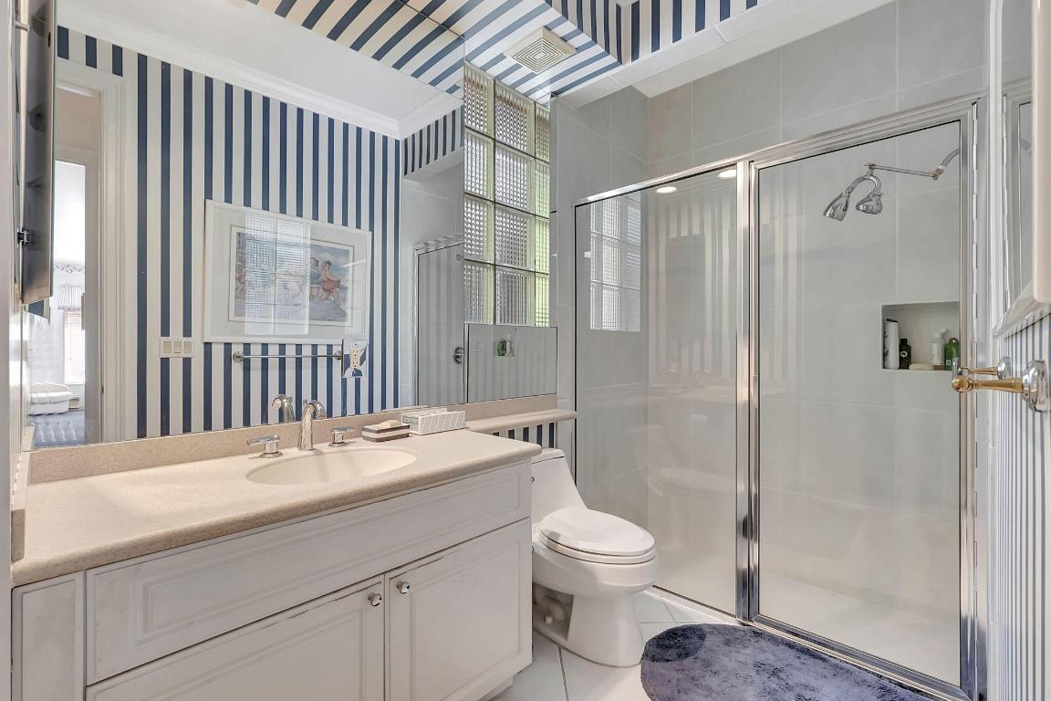 6514 NW 39th Ter Terrace