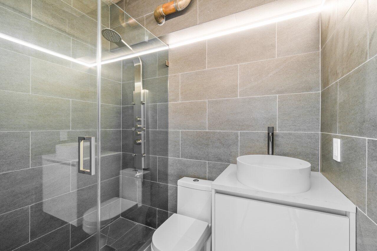 65 SE Spanish Trail 1060, Boca Raton Unit: 1060