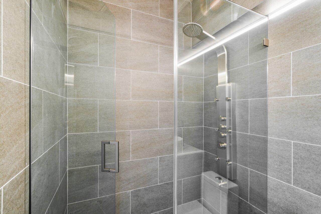 65 SE Spanish Trail 1060, Boca Raton Unit: 1060