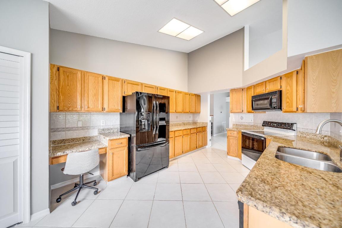 81 Maple Lane, Boynton Beach