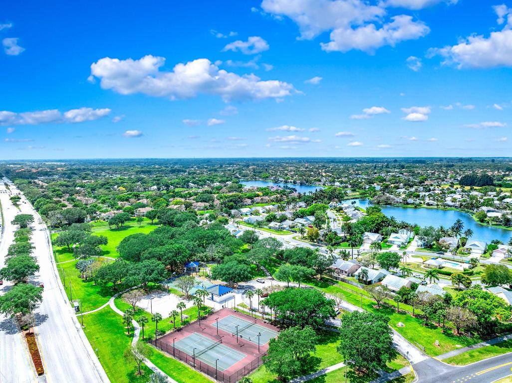 81 Maple Lane, Boynton Beach
