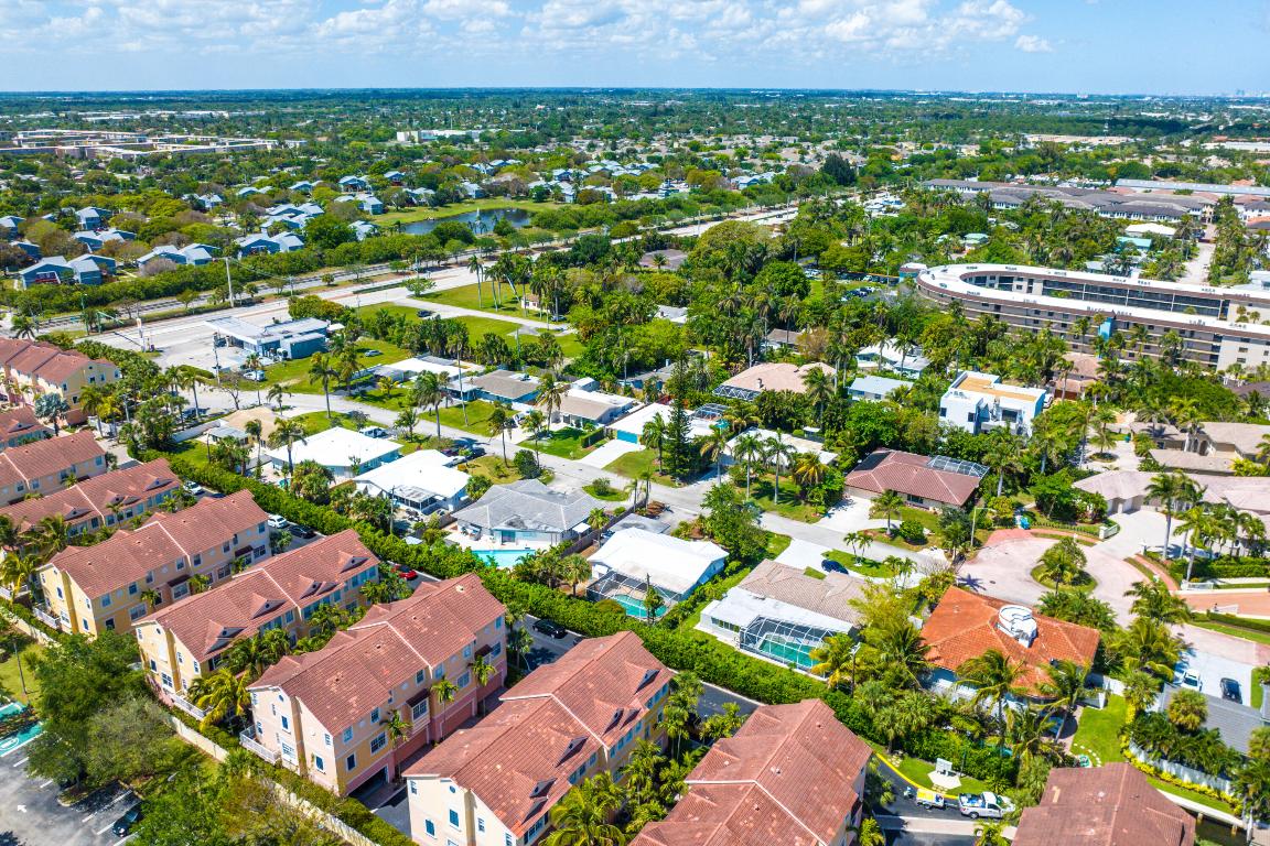 650 Las Palmas Parkway, Boynton Beach