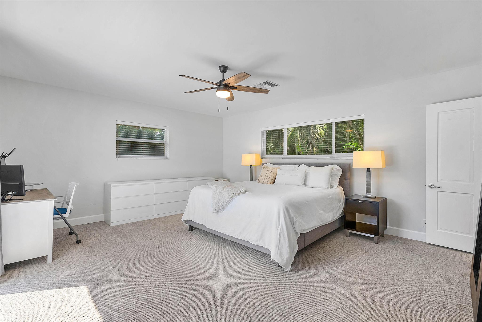 702 Lake Shore Drive