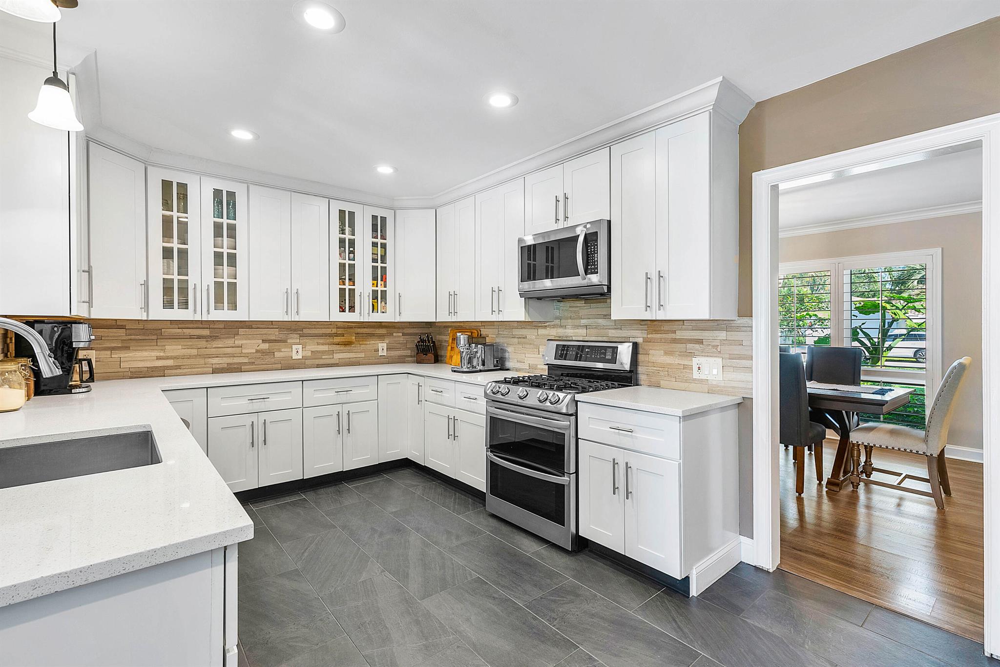 702 Lake Shore Drive