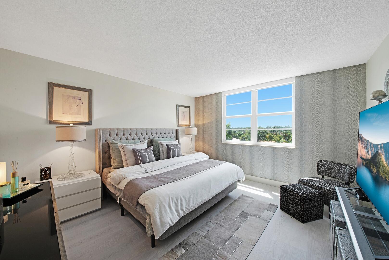 2851 S Ocean Boulevard 4m, Boca Raton Unit: 4m