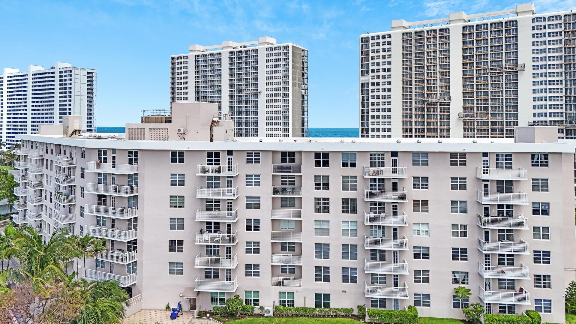 2851 S Ocean Boulevard 4m, Boca Raton Unit: 4m