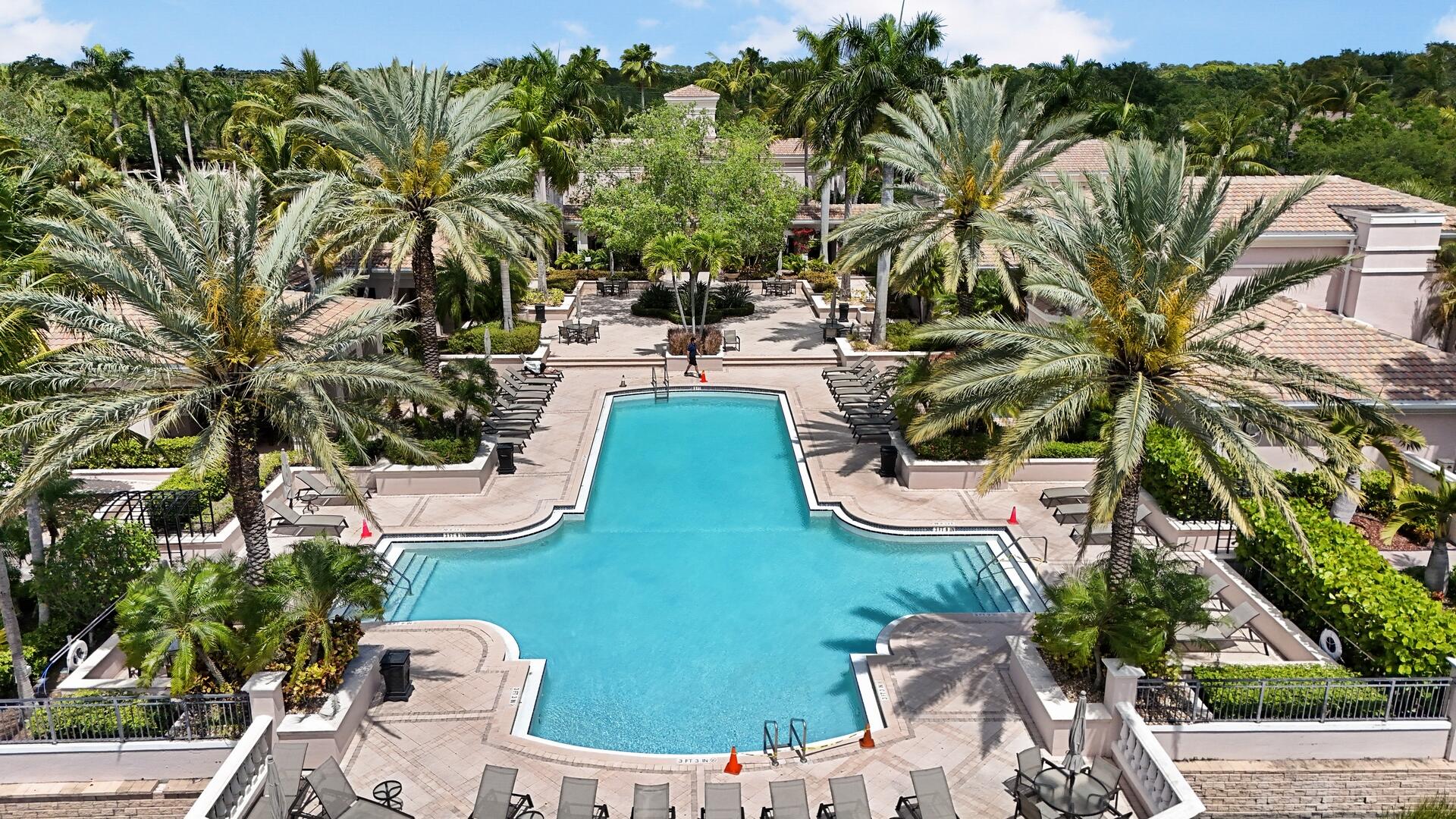 3018 Alcazar Place 104, Palm Beach Gardens Unit: 104