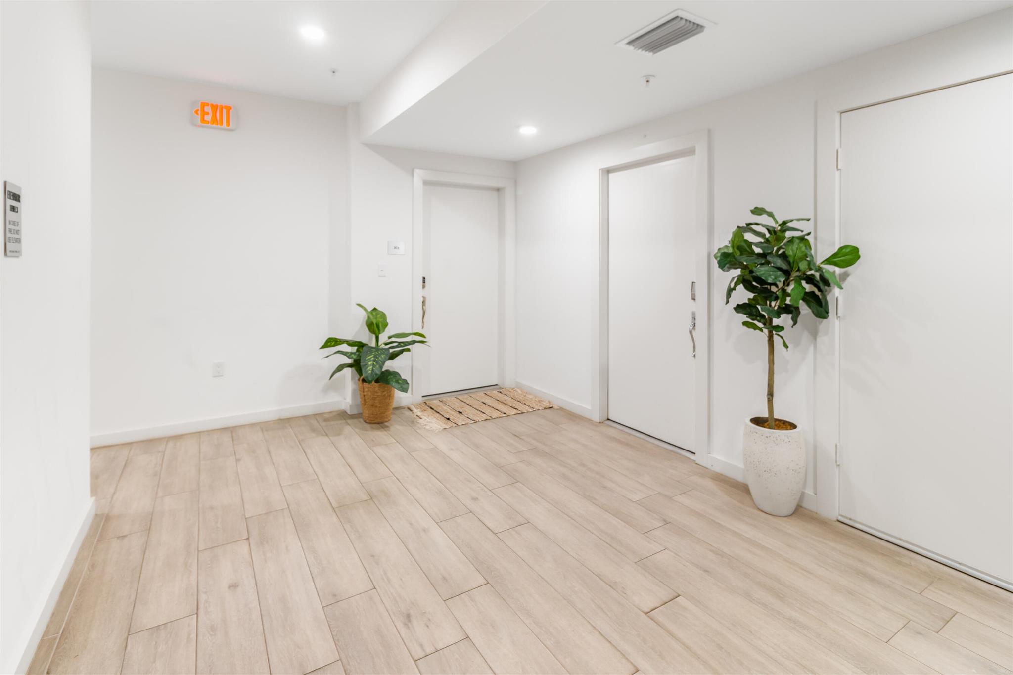 51 SE 19th Avenue 301