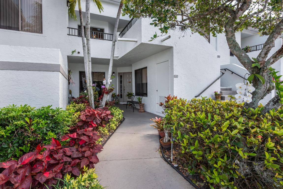 7509 Glendevon Lane 1002, Delray Beach Unit: 1002