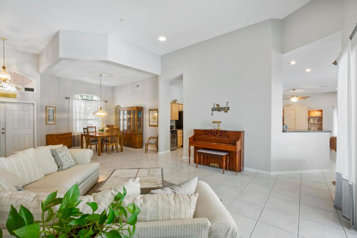 1565 NW 102nd Way, Coral Springs