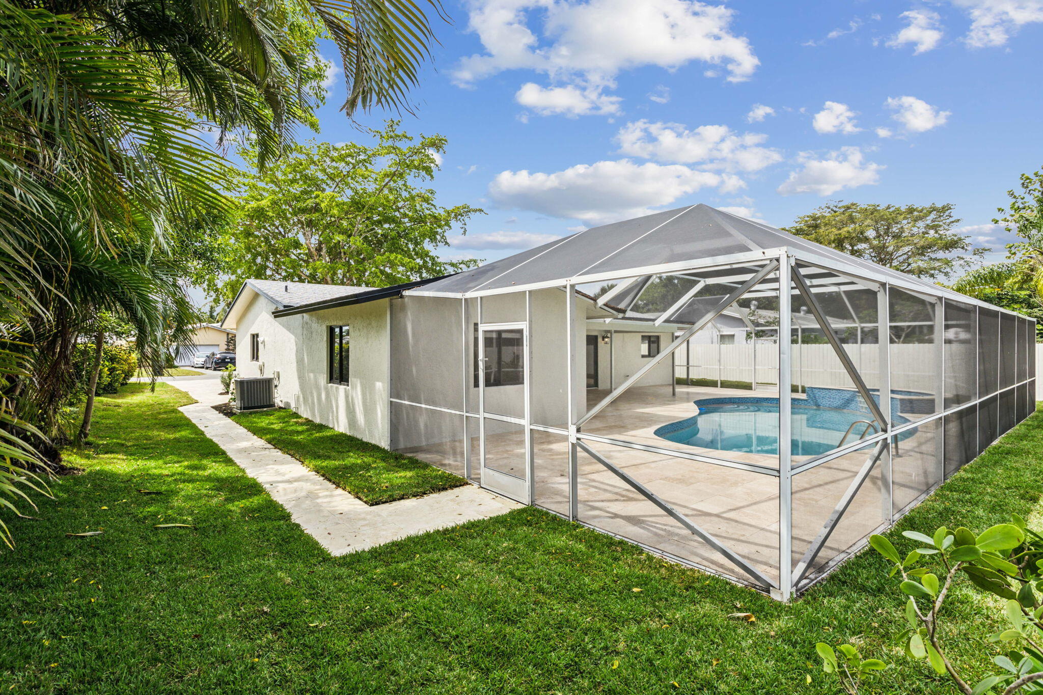 521 Curlew Road