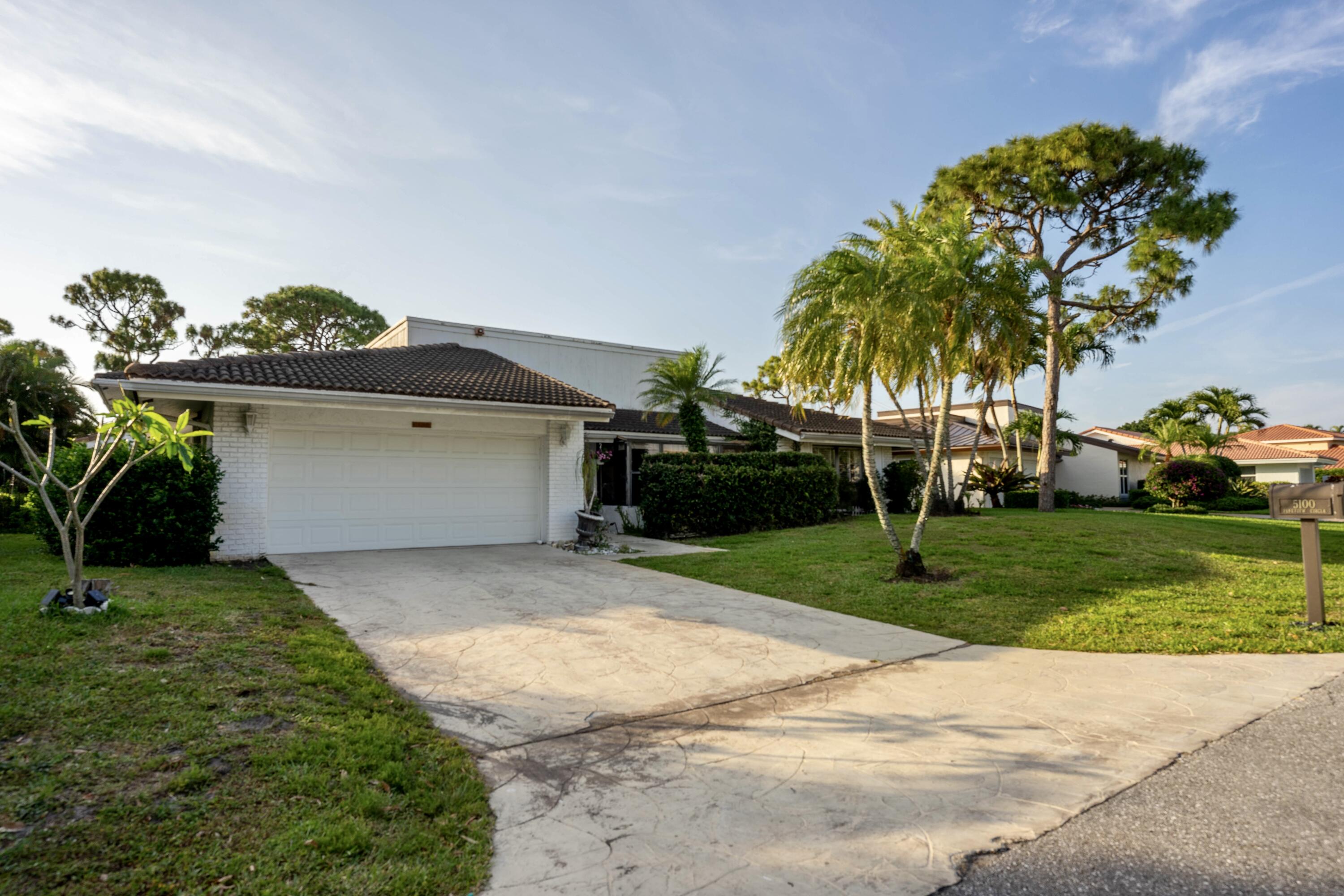 5100 Pineview Circle, Delray Beach