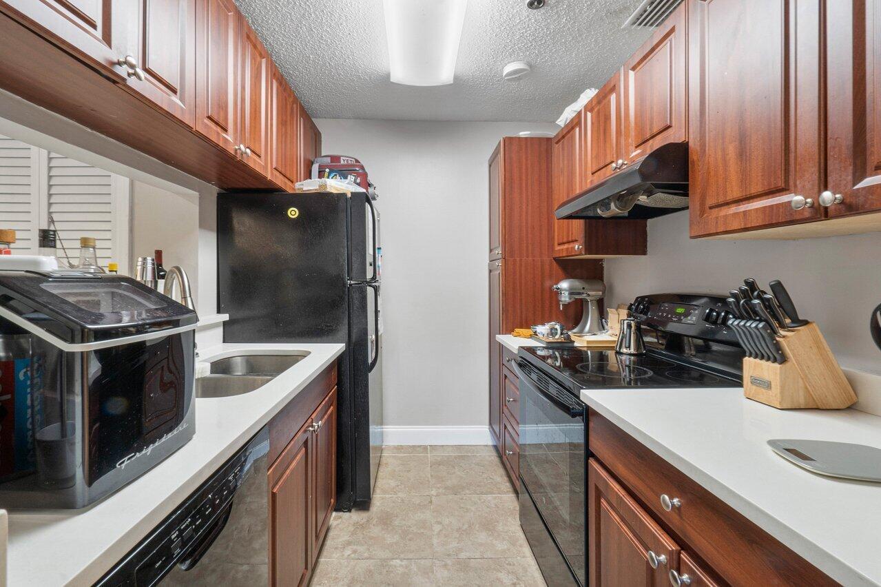 2307 N Congress Avenue 31