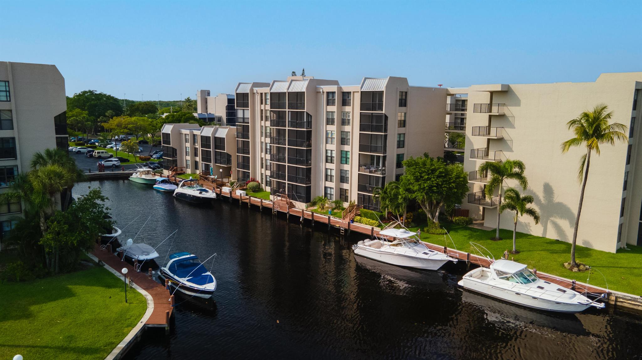 8 Royal Palm Way 203