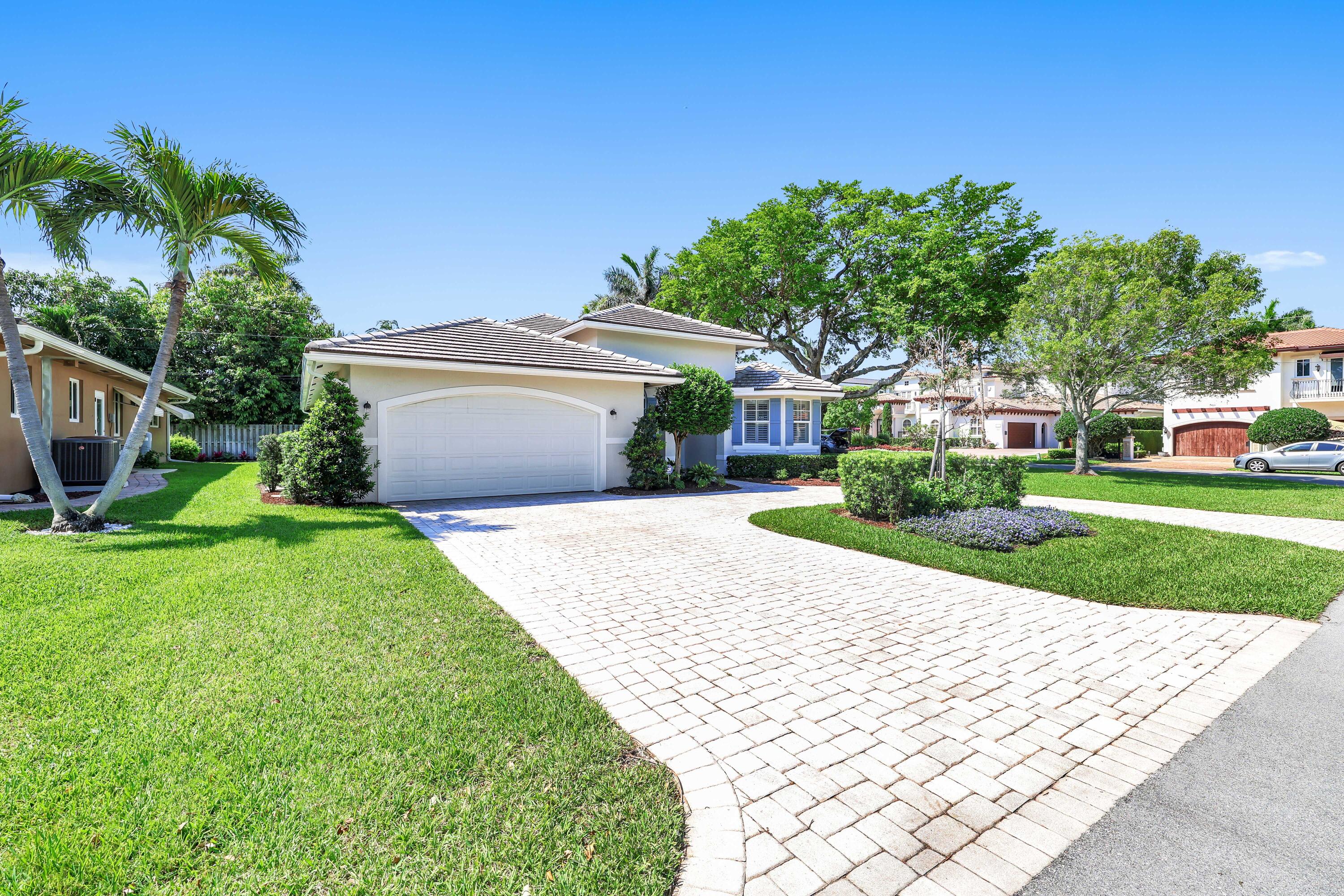 2712 NE 31st Court