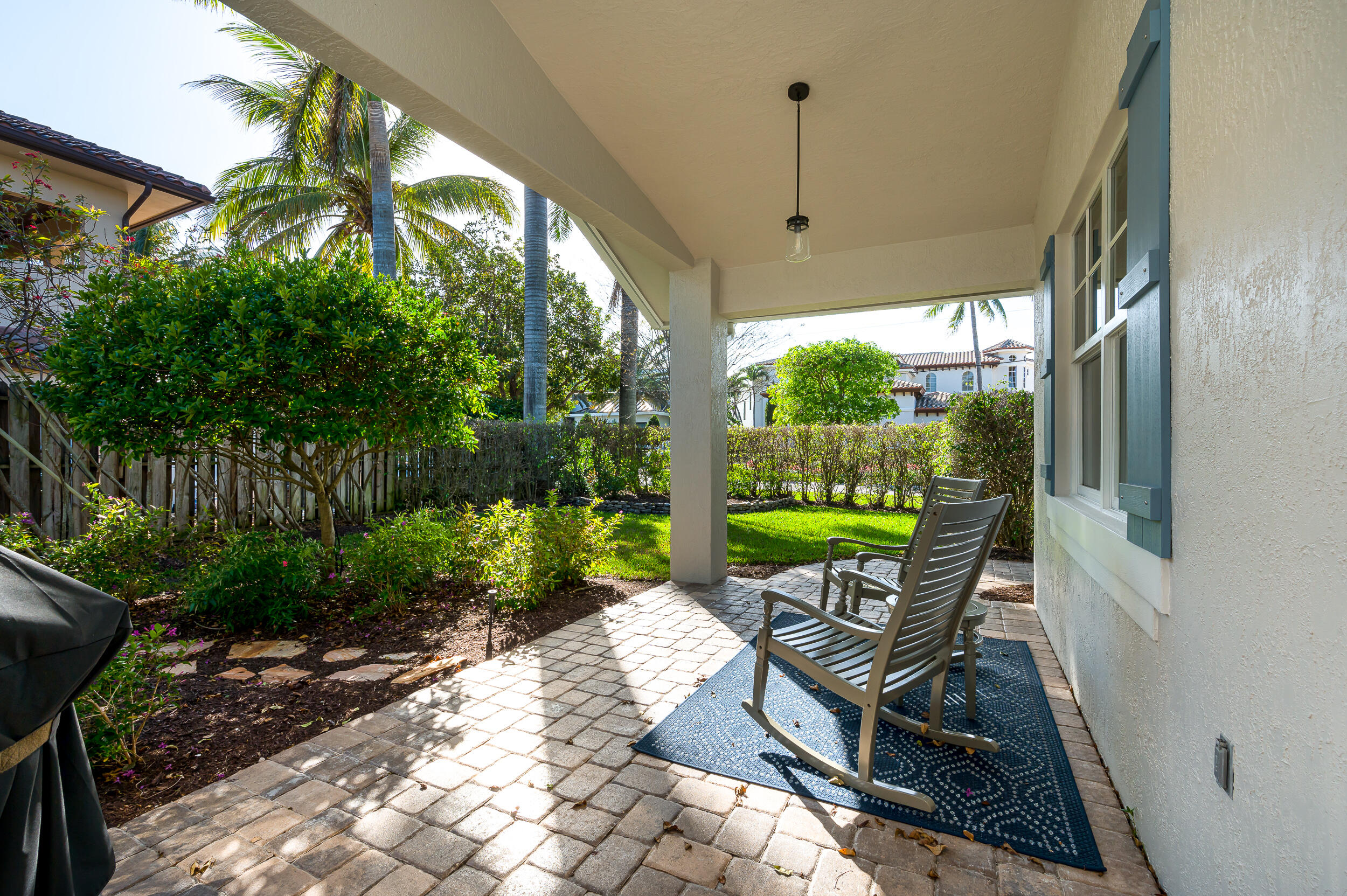 2712 NE 31st Court