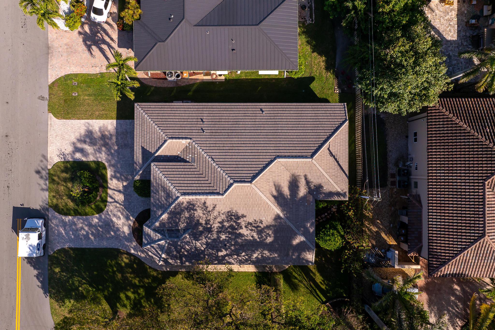 2712 NE 31st Court