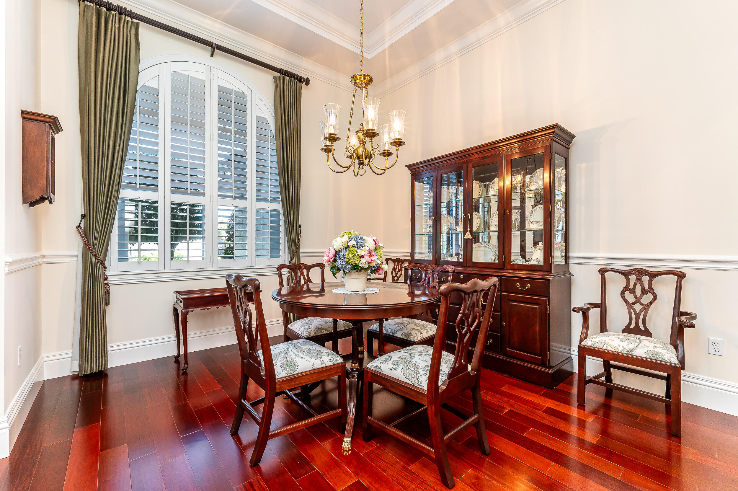 2712 NE 31st Court