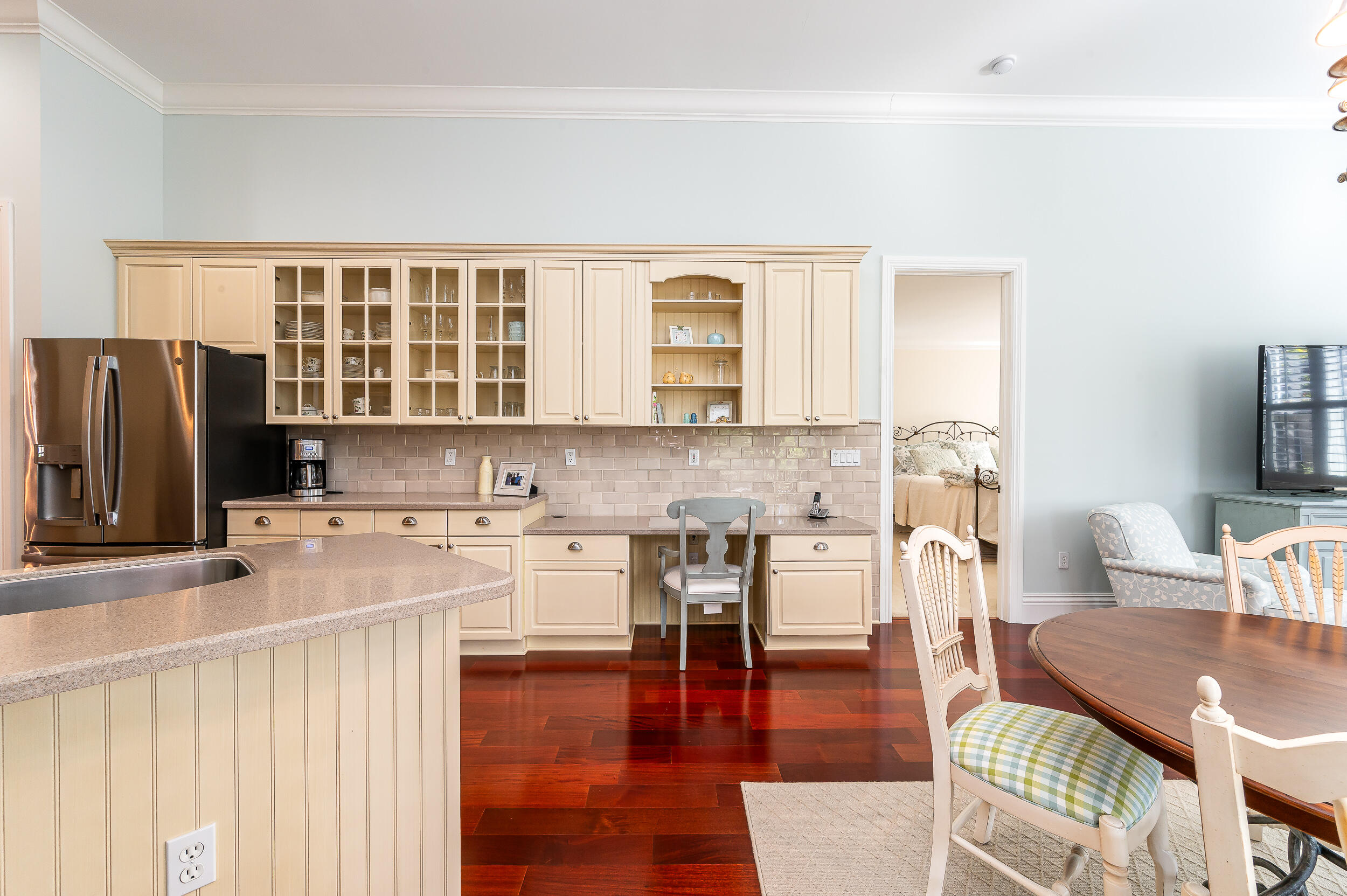 2712 NE 31st Court