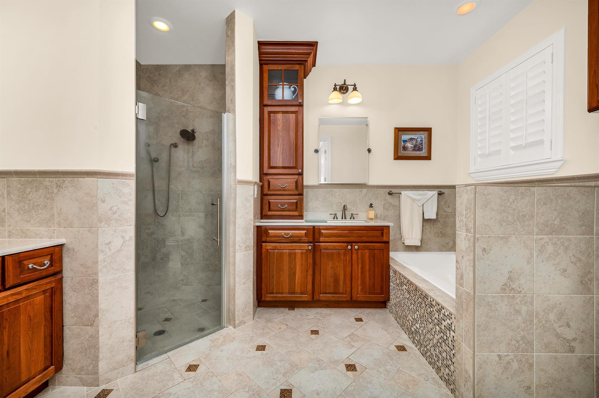 2712 NE 31st Court