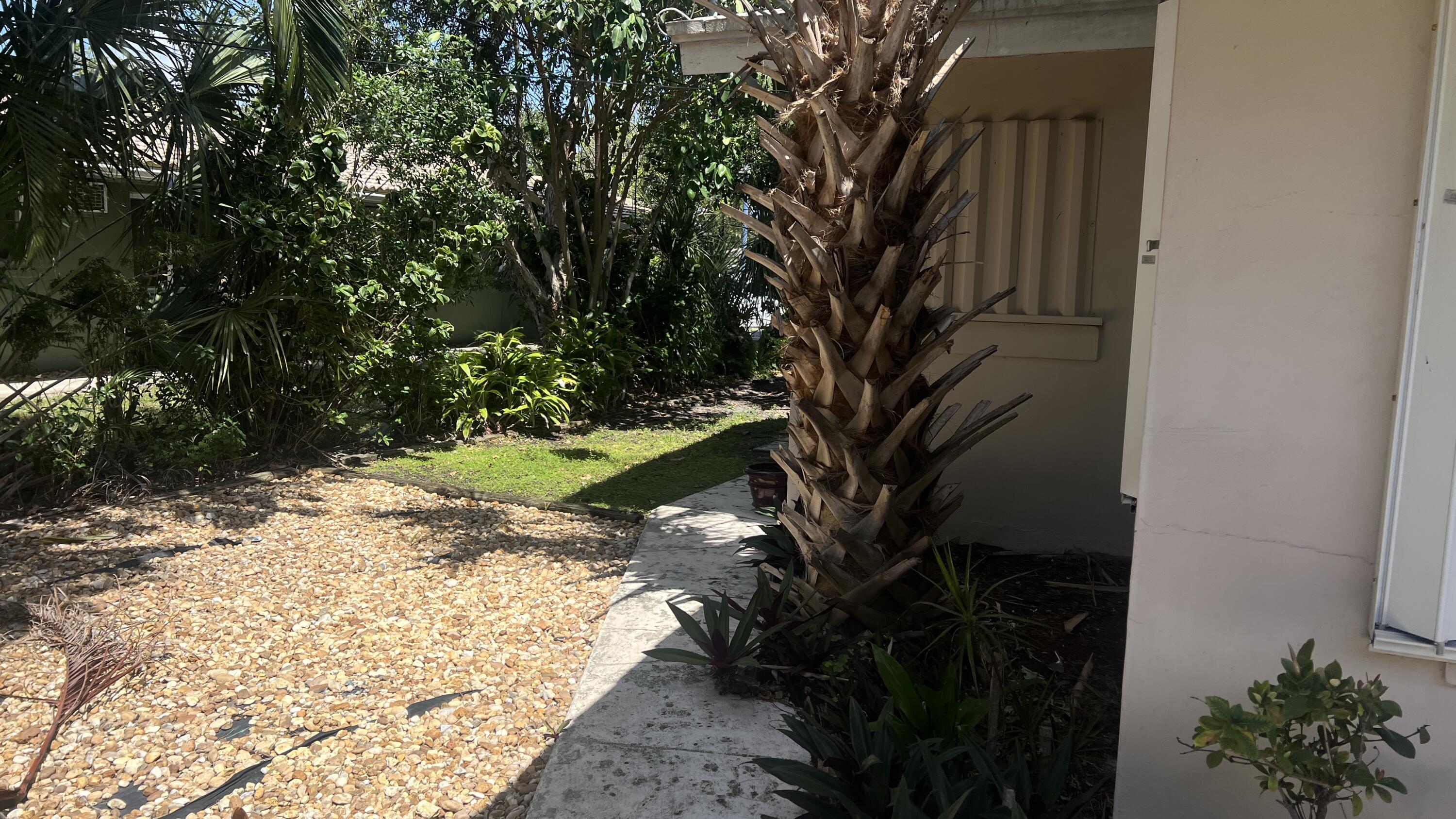 2180 NE 44th Street