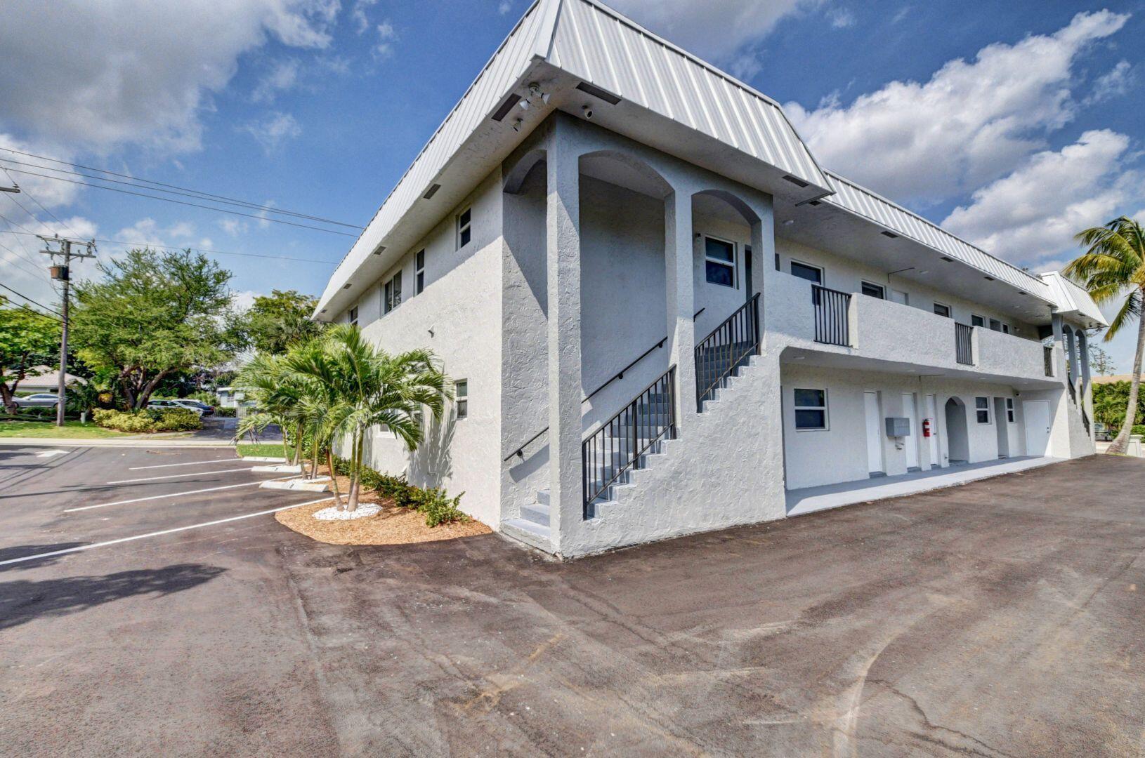 398 W Camino Real