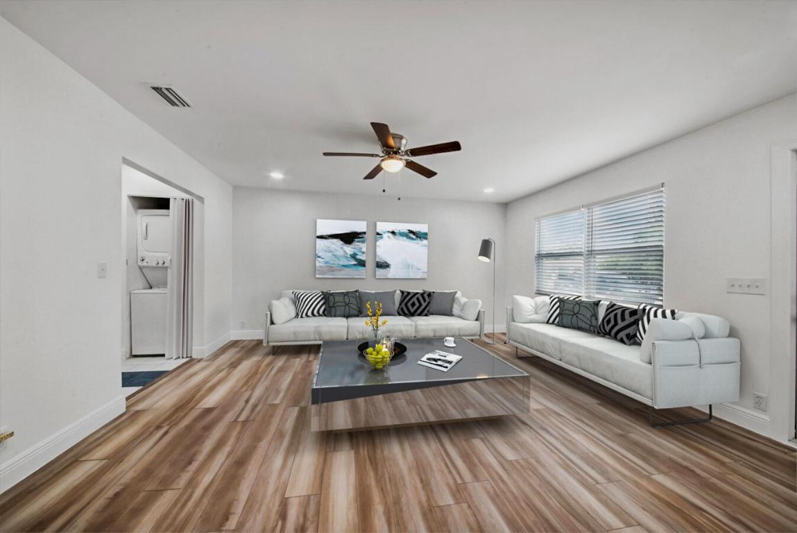 526 W Perry Street A, Lantana