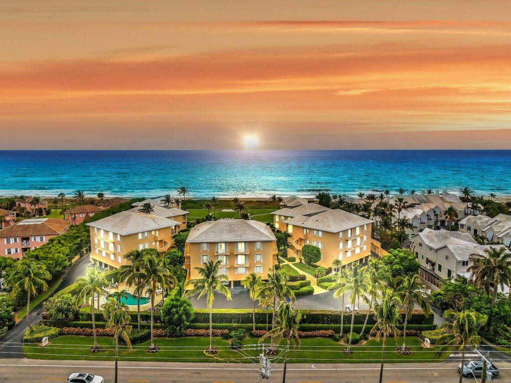 2103 S Ocean Boulevard 3-C, Delray Beach Unit: 3-C