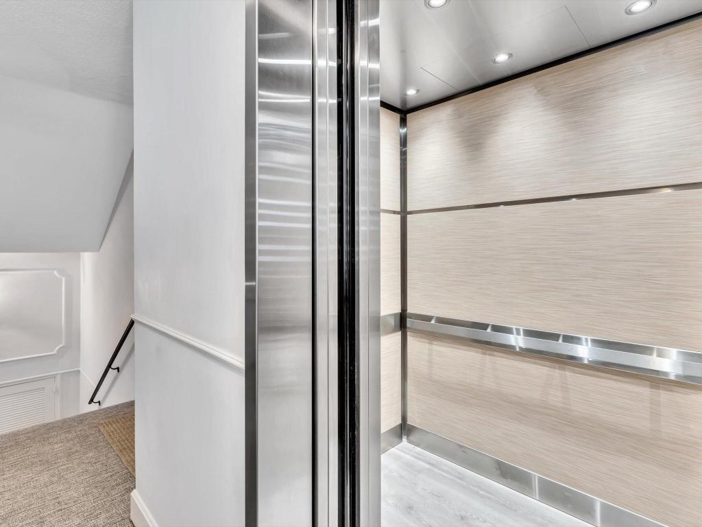 2103 S Ocean Boulevard 3-C, Delray Beach Unit: 3-C