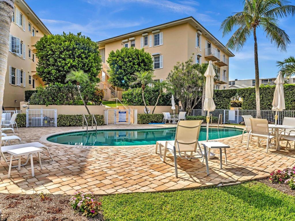2103 S Ocean Boulevard 3-C, Delray Beach Unit: 3-C