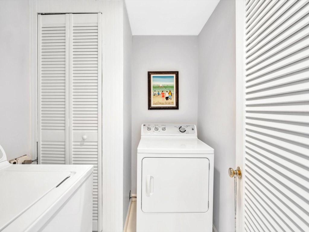 2103 S Ocean Boulevard 3-C, Delray Beach Unit: 3-C