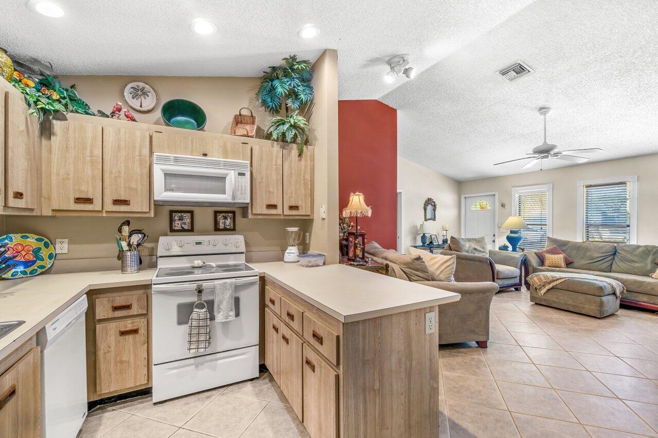 4661 Pine Grove Drive 4661