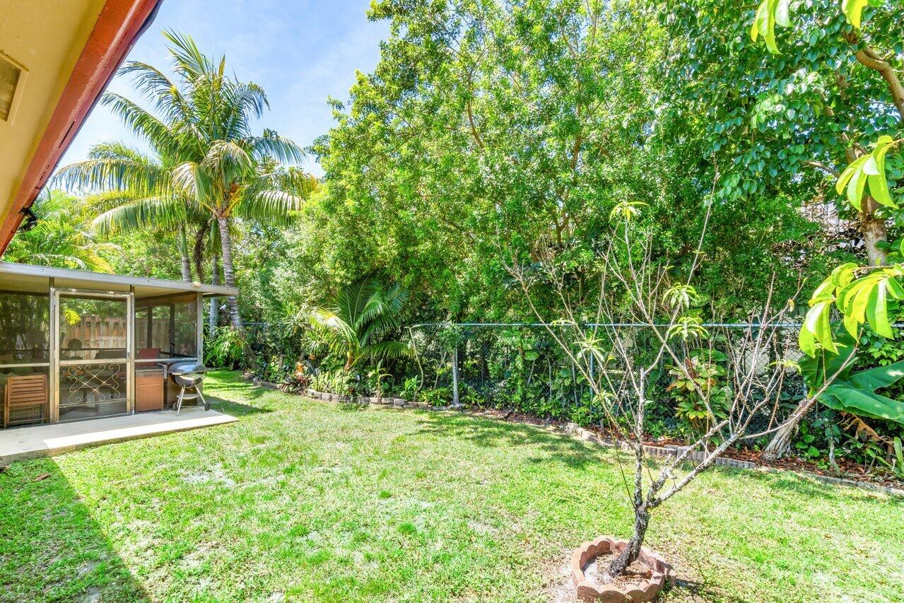 4661 Pine Grove Drive 4661