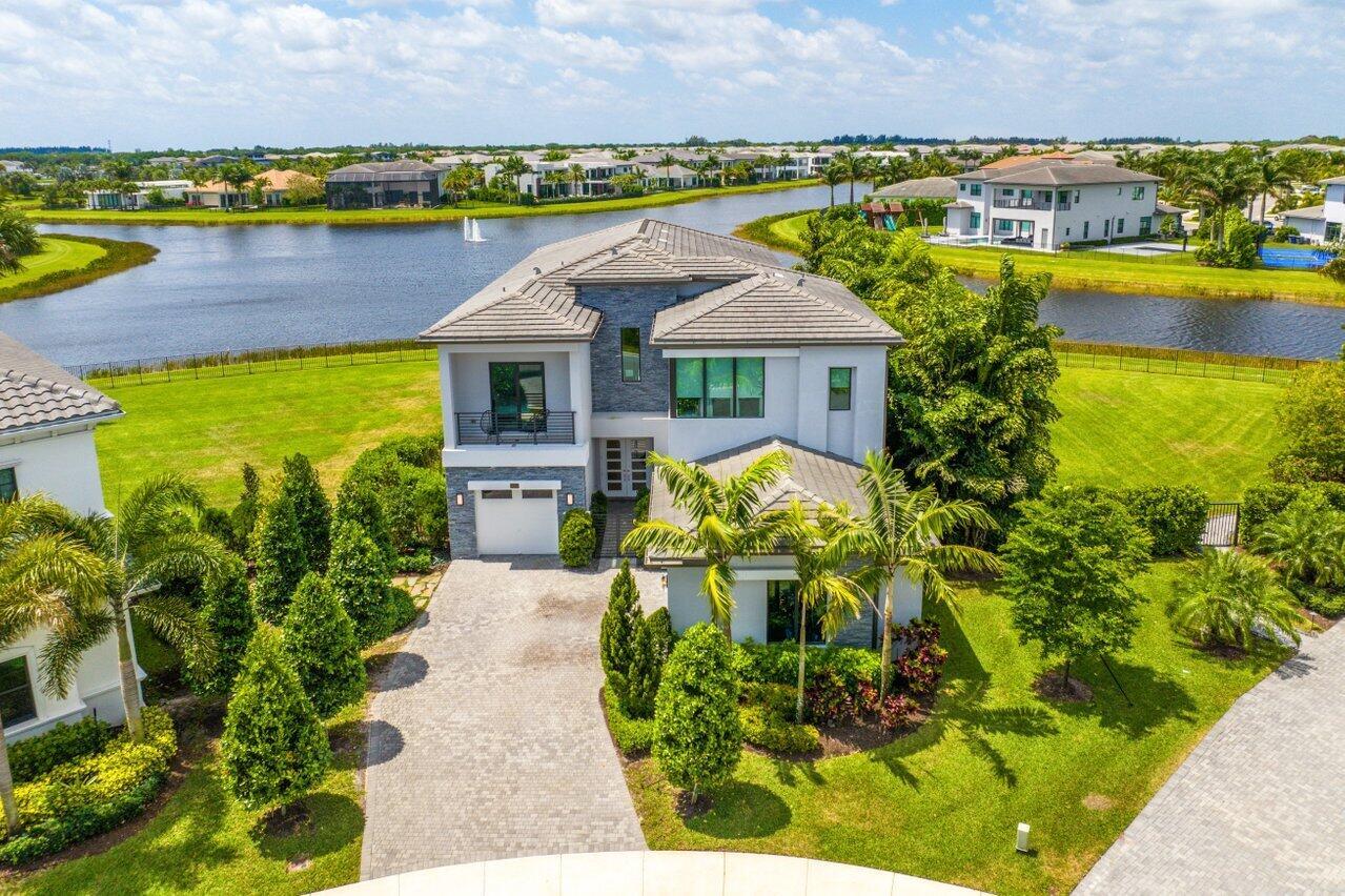 9180 Benedetta Place