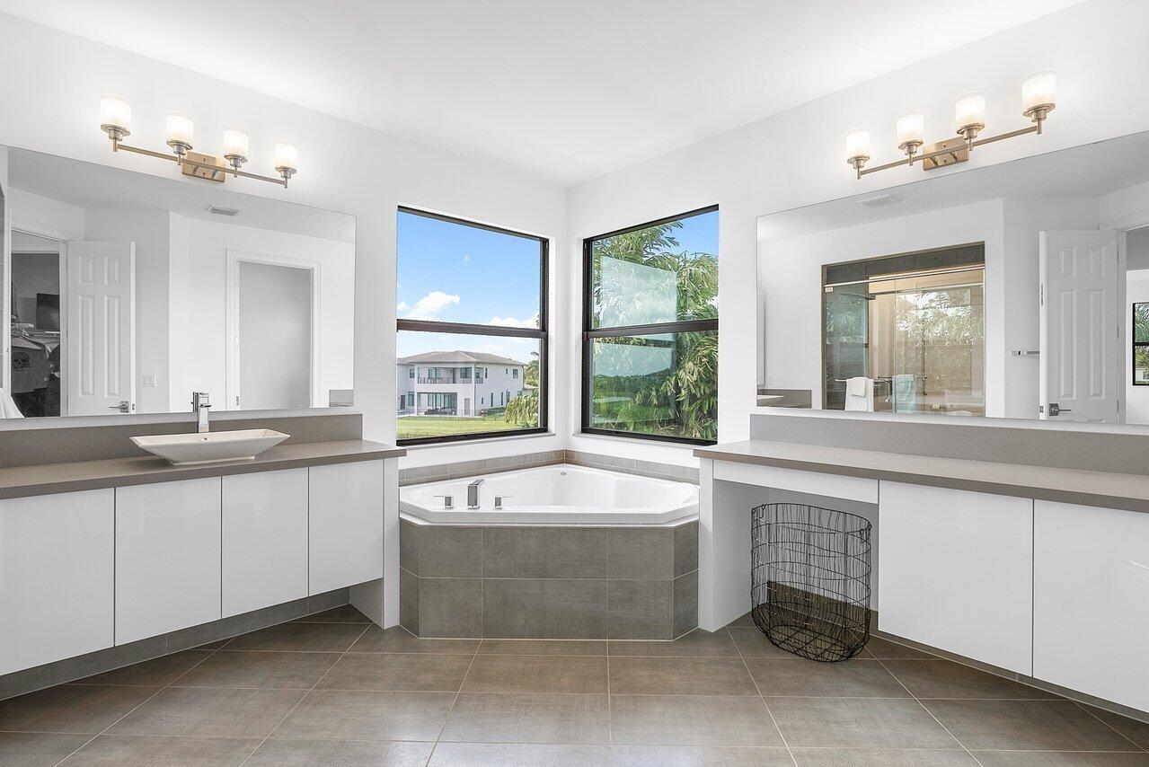 9180 Benedetta Place